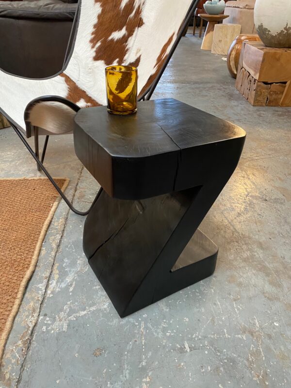 Z  Side Table – Black
